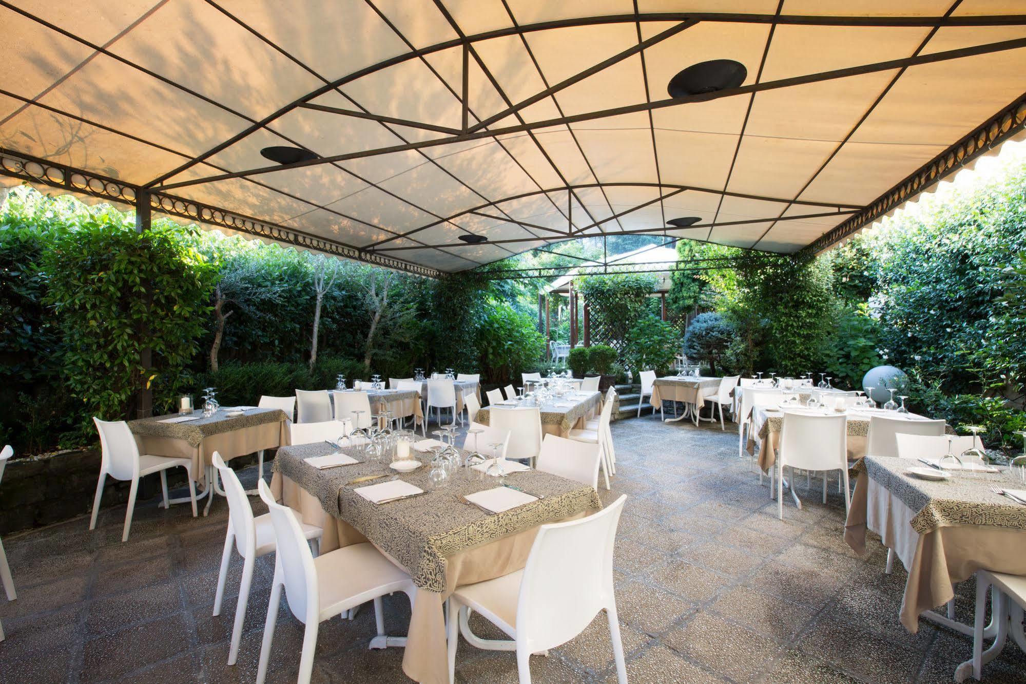 Albergo Giardino Черноббио Экстерьер фото