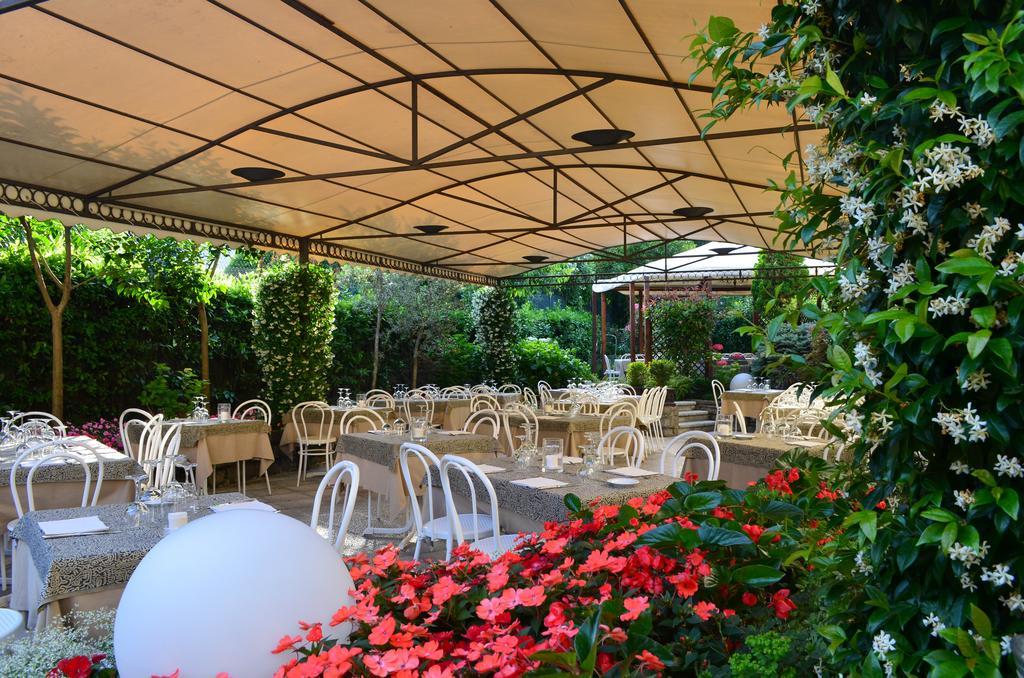 Albergo Giardino Черноббио Экстерьер фото